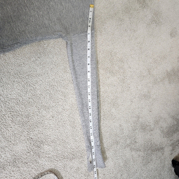 Lululemon Pure Balance Grey Sweater Lightweight Fine Knit Size S Soft Cozy - Picture 9 of 11